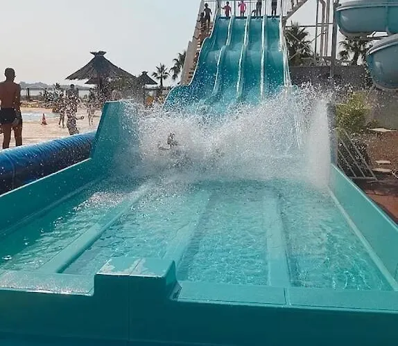 Mobil-home 6 Pers Neuf, Clim, Terrasse & Piscines Лат